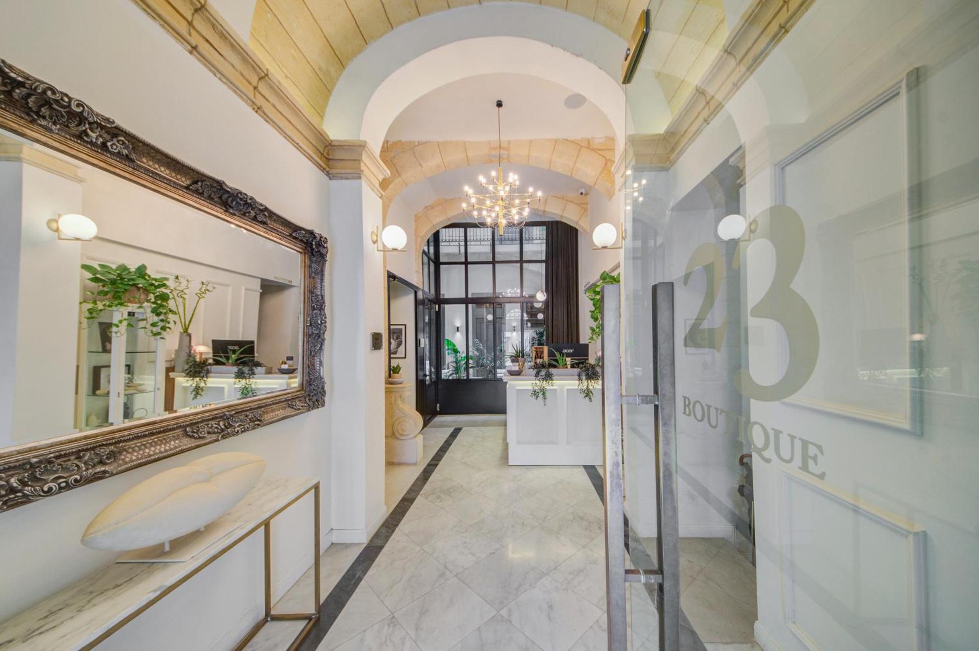 איל-פוריאנה 23 Boutique Hotel מראה חיצוני תמונה